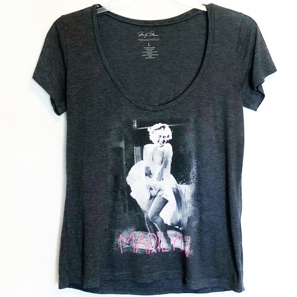 Marilyn Monroe Tops - MARILYN MONROE Some Like It Hot Women's Size Large